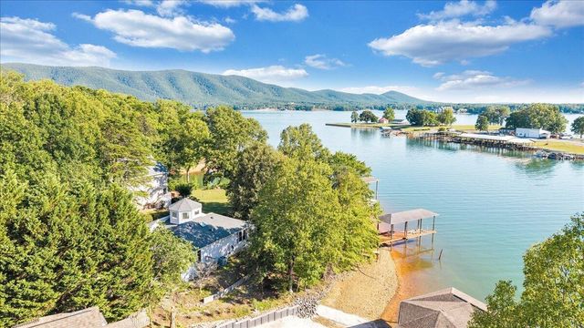 200 Anthony Home RD, Huddleston, VA 24104