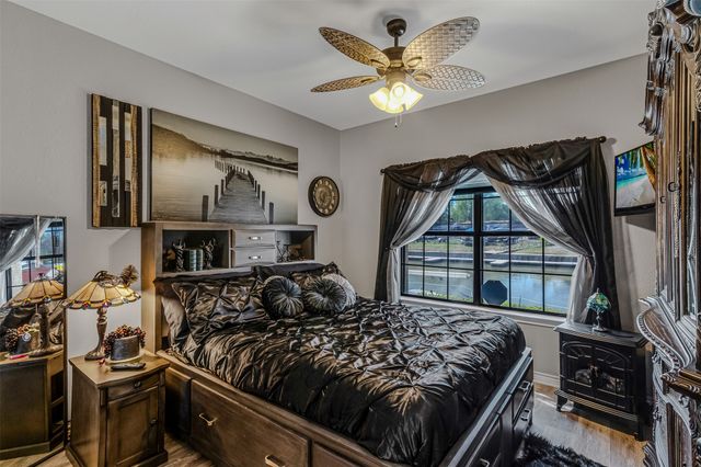 1933 Island Circle B106, Tool, TX 75143