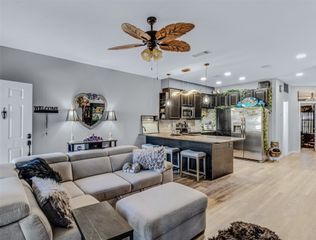 1933 Island Circle B106, Tool, TX 75143