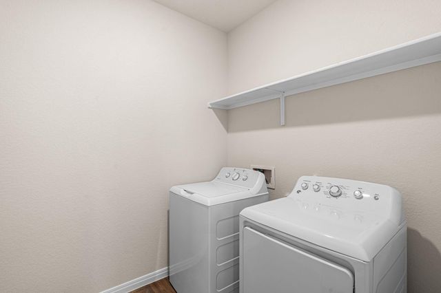 111 Evergreen Sumac LOOP, Kyle, TX 78640