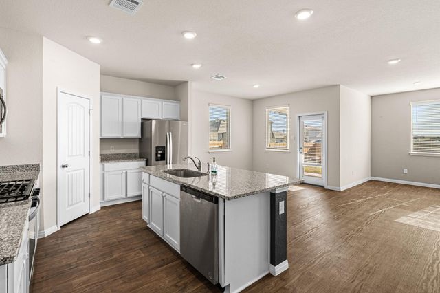 111 Evergreen Sumac LOOP, Kyle, TX 78640