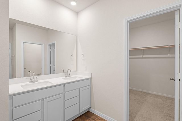 111 Evergreen Sumac LOOP, Kyle, TX 78640