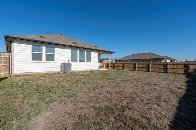 111 Evergreen Sumac LOOP, Kyle, TX 78640