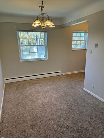28401 Jefferson Avenue 4, Saint Clair Shores, MI 48081