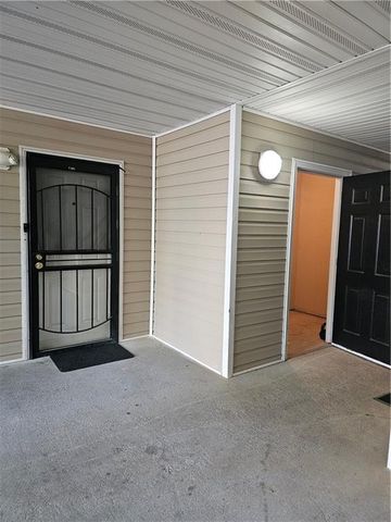 7101 Fairington Ridge Circle, Lithonia, GA 30038