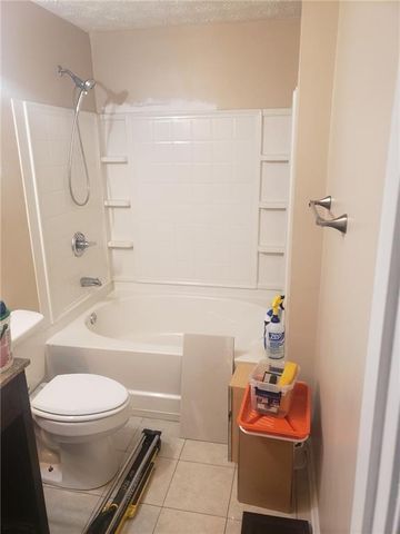 7101 Fairington Ridge Circle, Lithonia, GA 30038