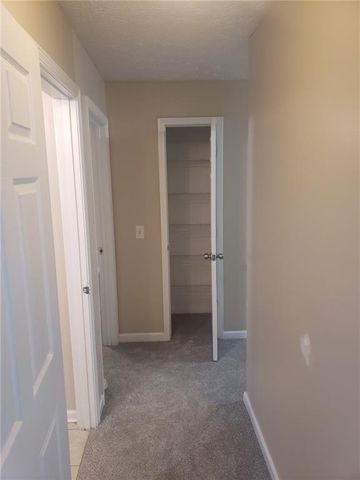 7101 Fairington Ridge Circle, Lithonia, GA 30038