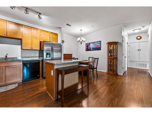 804 Summer Hawk Dr 8105, Longmont, CO 80504