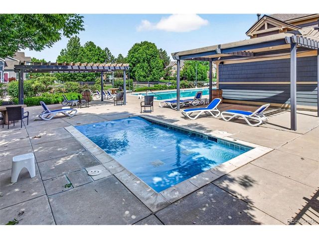 804 Summer Hawk Dr 8105, Longmont, CO 80504