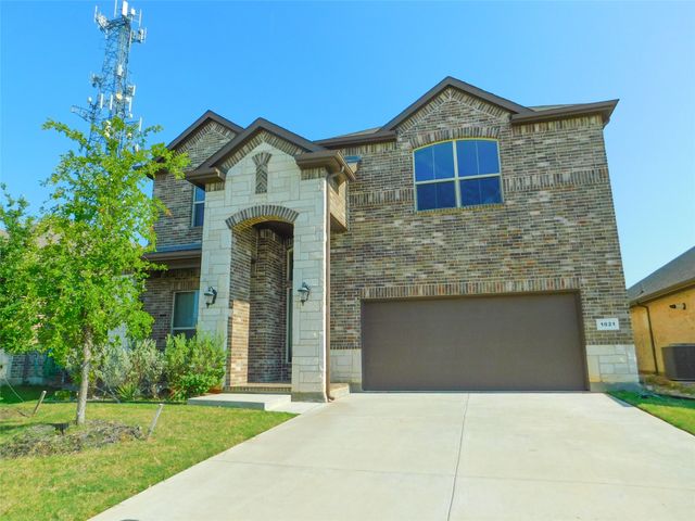 1021 Pitch Pine Street, Hickory Creek, TX 75065