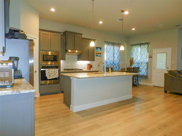 1021 Pitch Pine Street, Hickory Creek, TX 75065