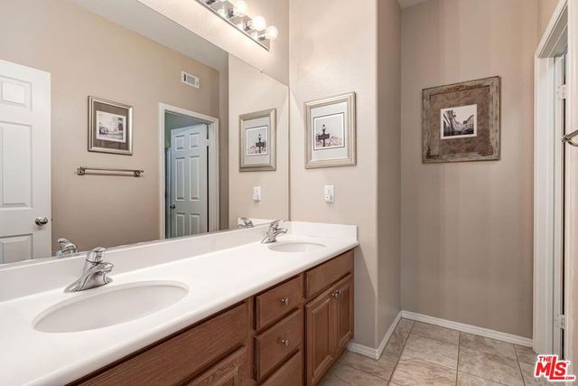 23834 Rio Ranch Way, Valencia, CA 91354