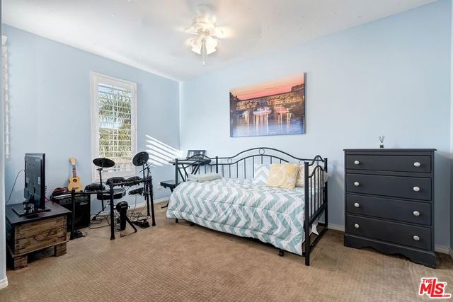 23834 Rio Ranch Way, Valencia, CA 91354