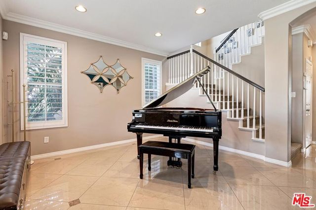 23834 Rio Ranch Way, Valencia, CA 91354