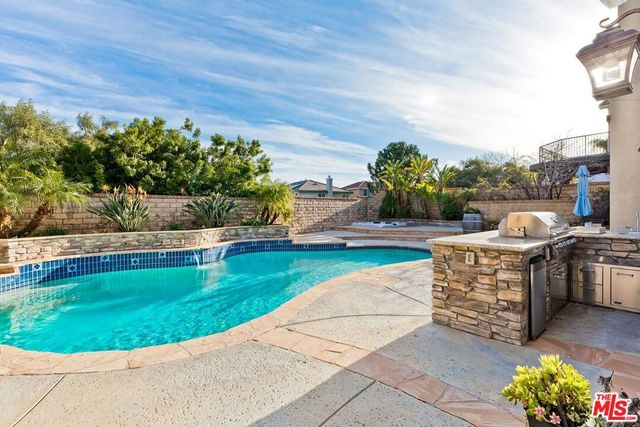 23834 Rio Ranch Way, Valencia, CA 91354