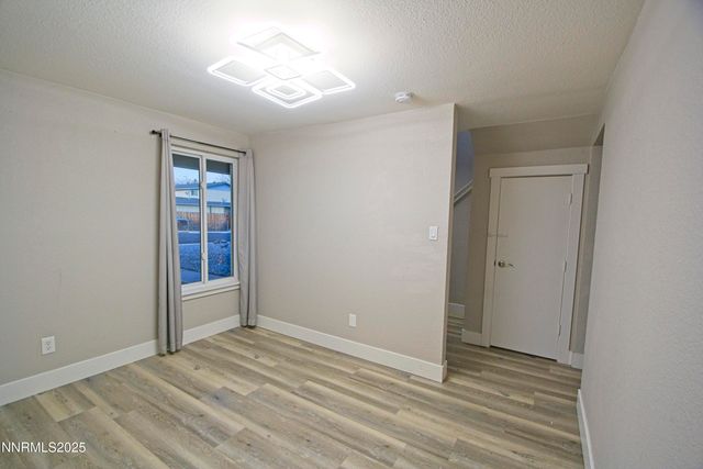 489 Penny Way, Sparks, NV 89431