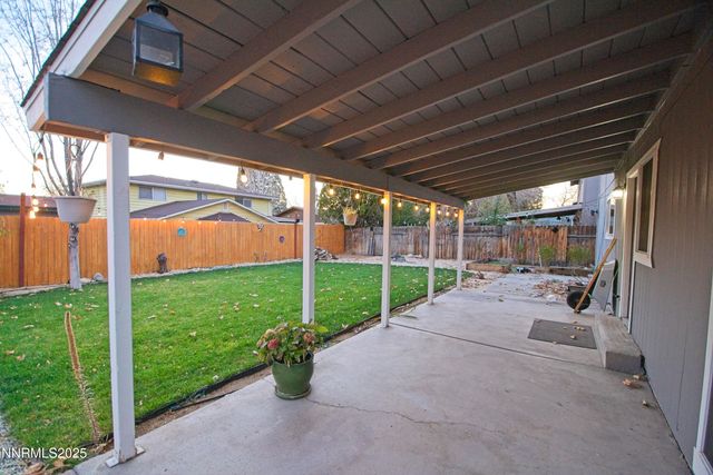 489 Penny Way, Sparks, NV 89431