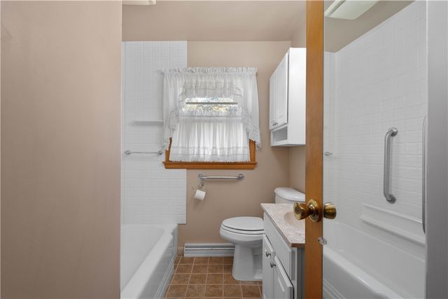 1515 S Main Street, N Franklin Twp, PA 15301