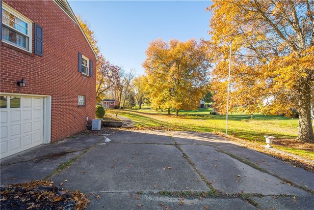 1515 S Main Street, N Franklin Twp, PA 15301