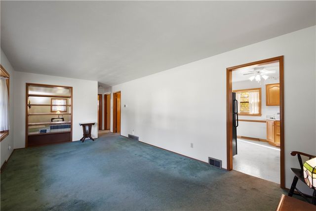 1515 S Main Street, N Franklin Twp, PA 15301