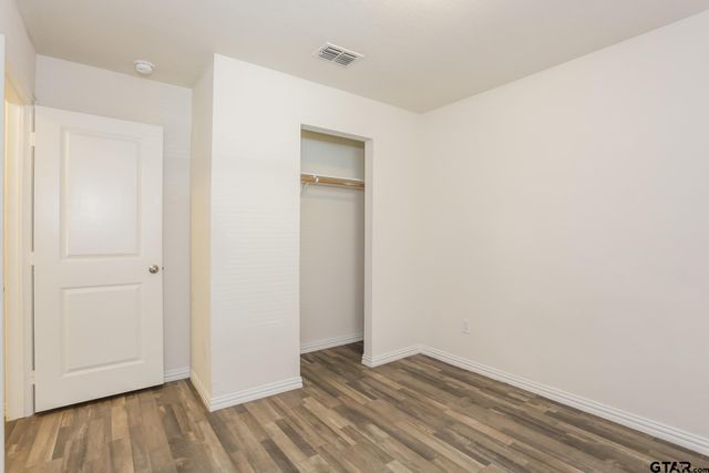 2304 N Glass Ave, Tyler, TX 75702