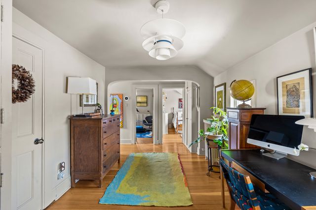 1924 Lake Avenue, Wilmette, IL 60091