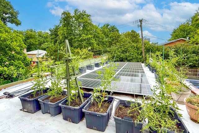 1924 Lake Avenue, Wilmette, IL 60091