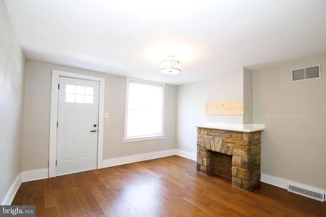 1316 GREEN ST, Harrisburg, PA 17102