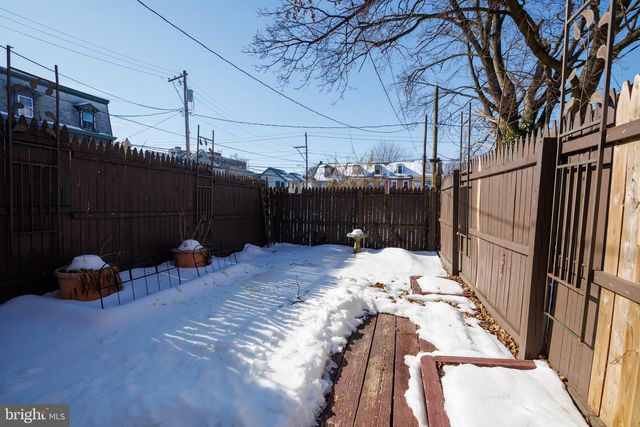 1316 GREEN ST, Harrisburg, PA 17102