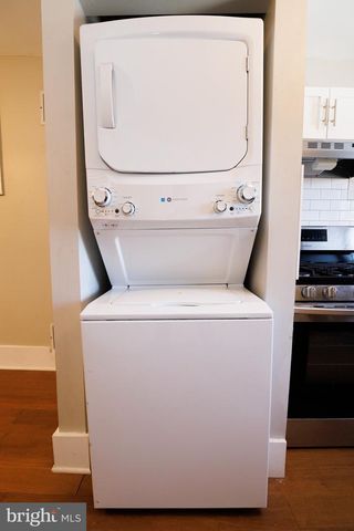 1316 GREEN ST, Harrisburg, PA 17102