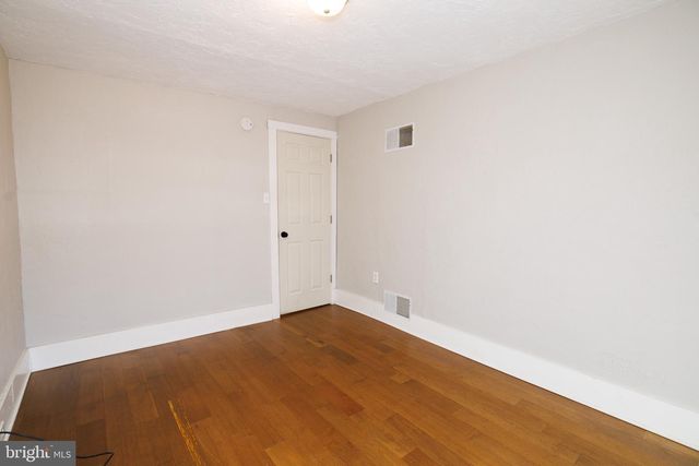 1316 GREEN ST, Harrisburg, PA 17102