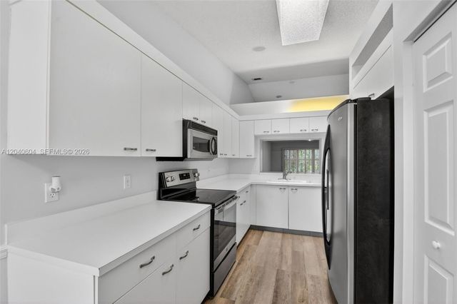 85 Sausalito Drive, Boynton Beach, FL 33436