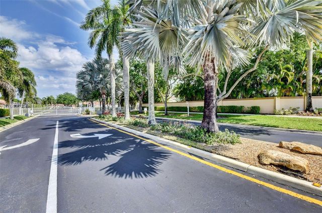 85 Sausalito Drive, Boynton Beach, FL 33436