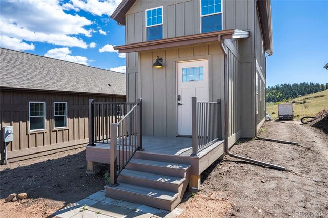 207 W Womack Avenue, Cripple Creek, CO 80813