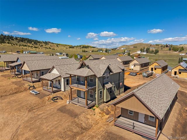 207 W Womack Avenue, Cripple Creek, CO 80813