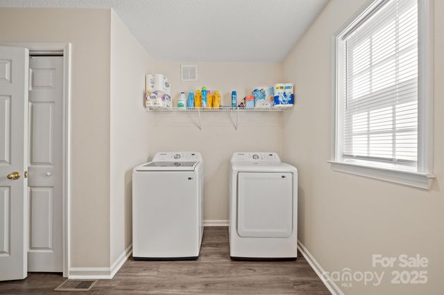 3673 Farm Lake Drive SW, Concord, NC 28027