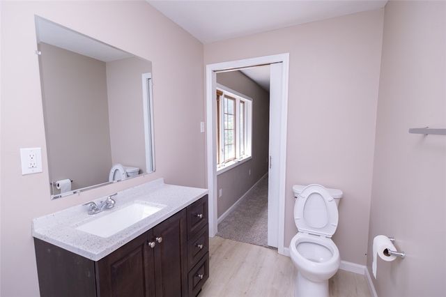 2373 Hopeland St, Carrick, PA 15210