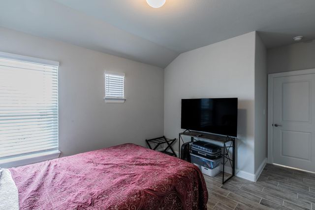 173 Riverhill DR, Georgetown, TX 78628