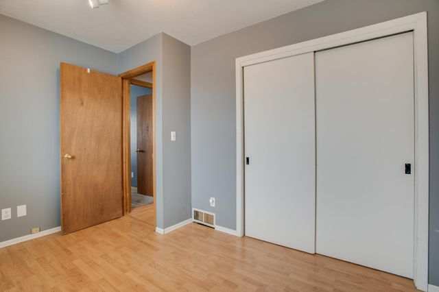 109 7th Avenue E, West Fargo, ND 58078