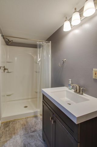 109 7th Avenue E, West Fargo, ND 58078