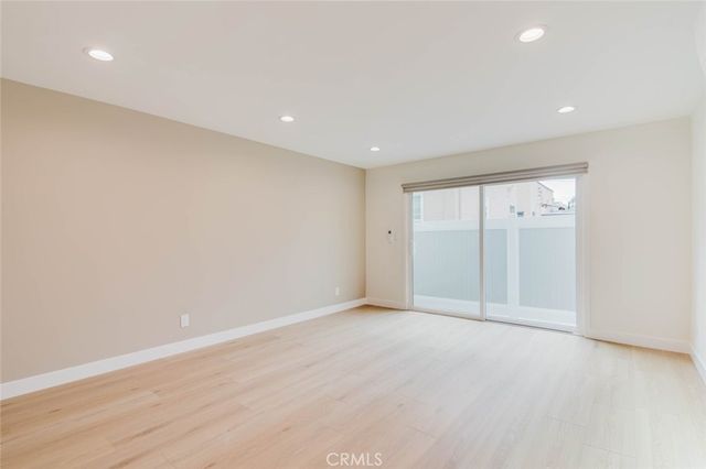 3406 Garden Avenue 4, Los Angeles, CA 90039