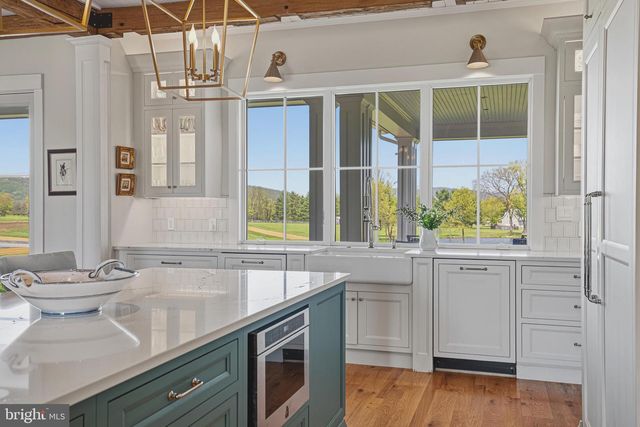 37370 ALLDER SCHOOL RD, Purcellville, VA 20132