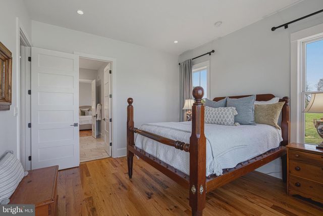 37370 ALLDER SCHOOL RD, Purcellville, VA 20132