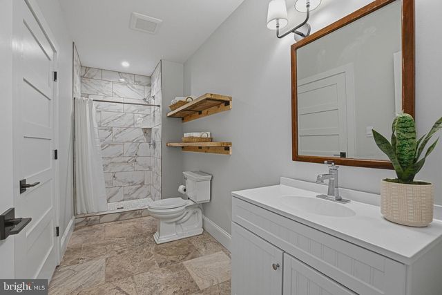 37370 ALLDER SCHOOL RD, Purcellville, VA 20132