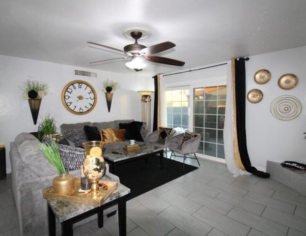 3662 N Angus Street, Fresno, CA 93726