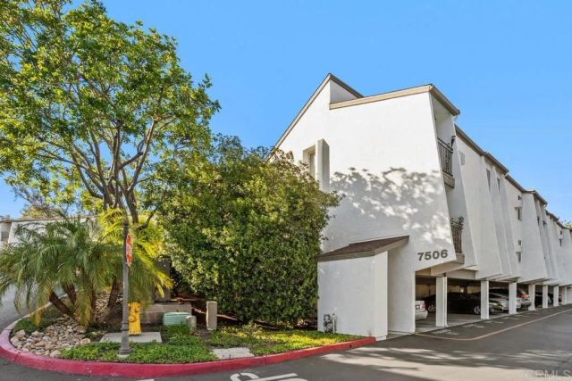 7506 Parkway Drive 201, La Mesa, CA 91942