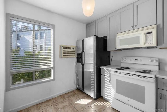 7506 Parkway Drive 201, La Mesa, CA 91942