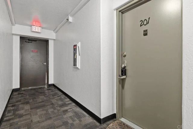 7506 Parkway Drive 201, La Mesa, CA 91942