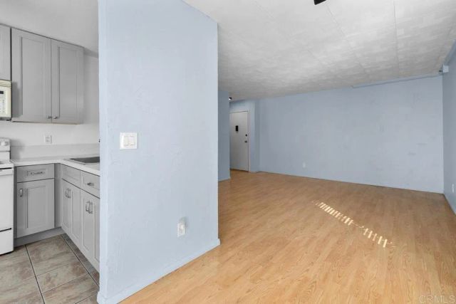 7506 Parkway Drive 201, La Mesa, CA 91942