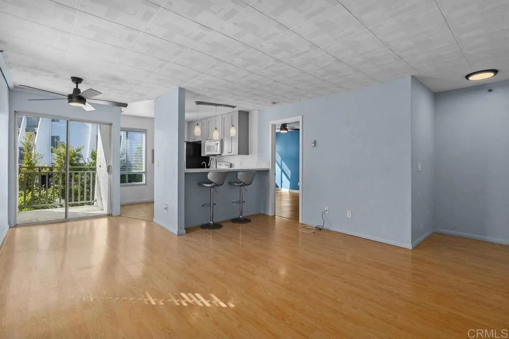 7506 Parkway Drive 201, La Mesa, CA 91942